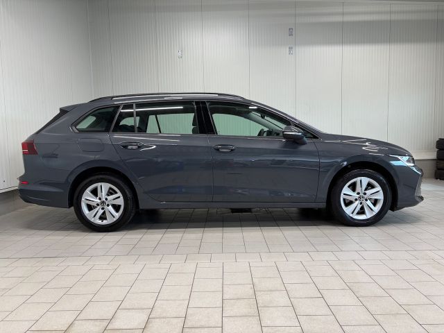 Golf VIII Variant Life 1.5 eTSI DSG LED ACC