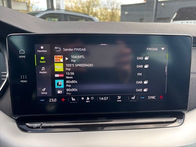 Fahrzeugabbildung SKODA Octavia Combi 2.0TDI DSG Style STNDHZ+MEMORY+LED