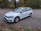 Volkswagen Golf 1.0 TSI BMT Comfortline Variant Comfortline