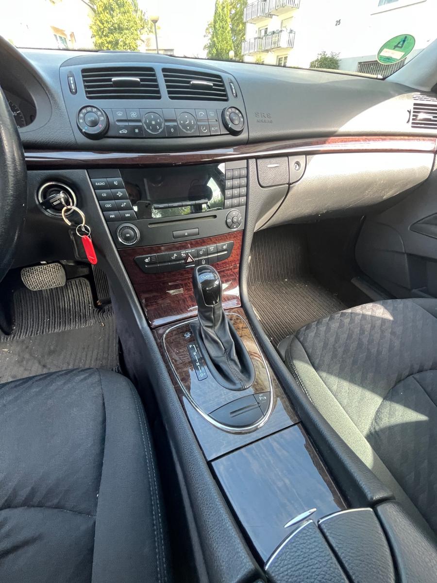 Mercedes-Benz E 220 CDI Classic