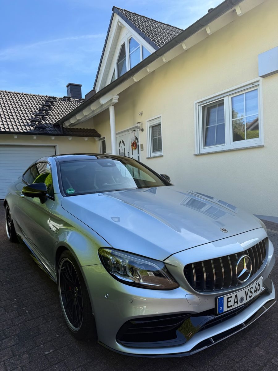 MERCEDES-BENZ C 63 AMG Mercedes-AMG C 63 S Autom. Mercedes...
