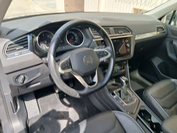 Volkswagen Tiguan - 8