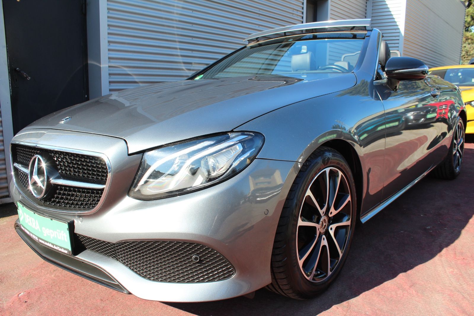 Mercedes-Benz E 200 CABRIO AVANTGARDE KLIMA LEDER NAVI LED 1Hd