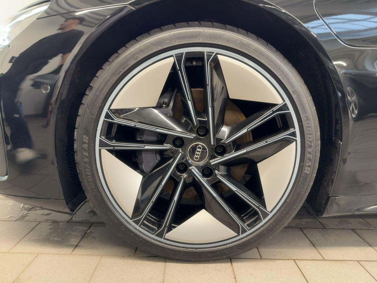 Audi e-tron GT quattro Matrix Head-Up Standklima Pano