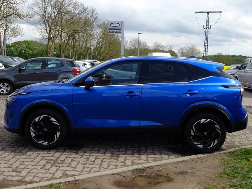 Fahrzeugabbildung Nissan Qashqai 1.3 DIG-T MHEV Automatik N-Connecta