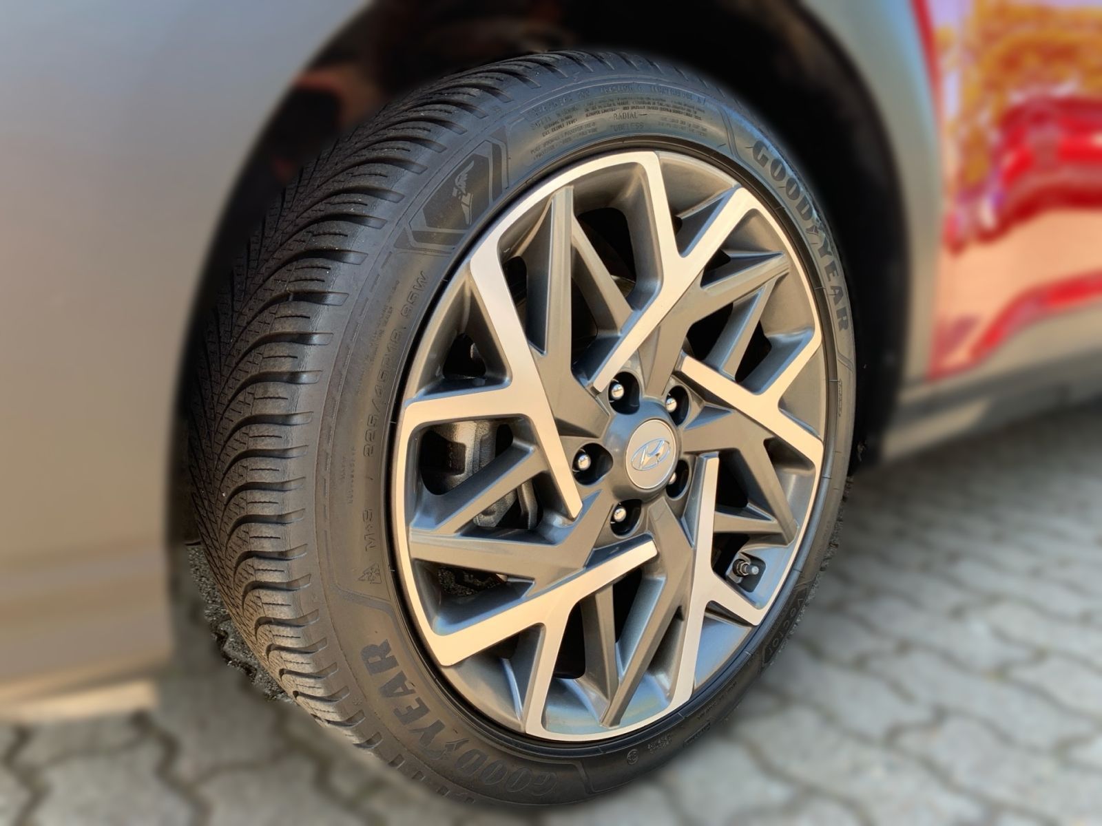 Fahrzeugabbildung Hyundai KONA 1.6 GDI Trend Hybrid Navi AHK 1Hd