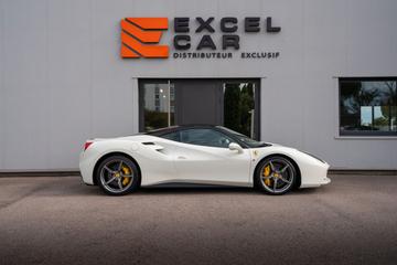 2015 Ferrari 488 GTB 照片 10