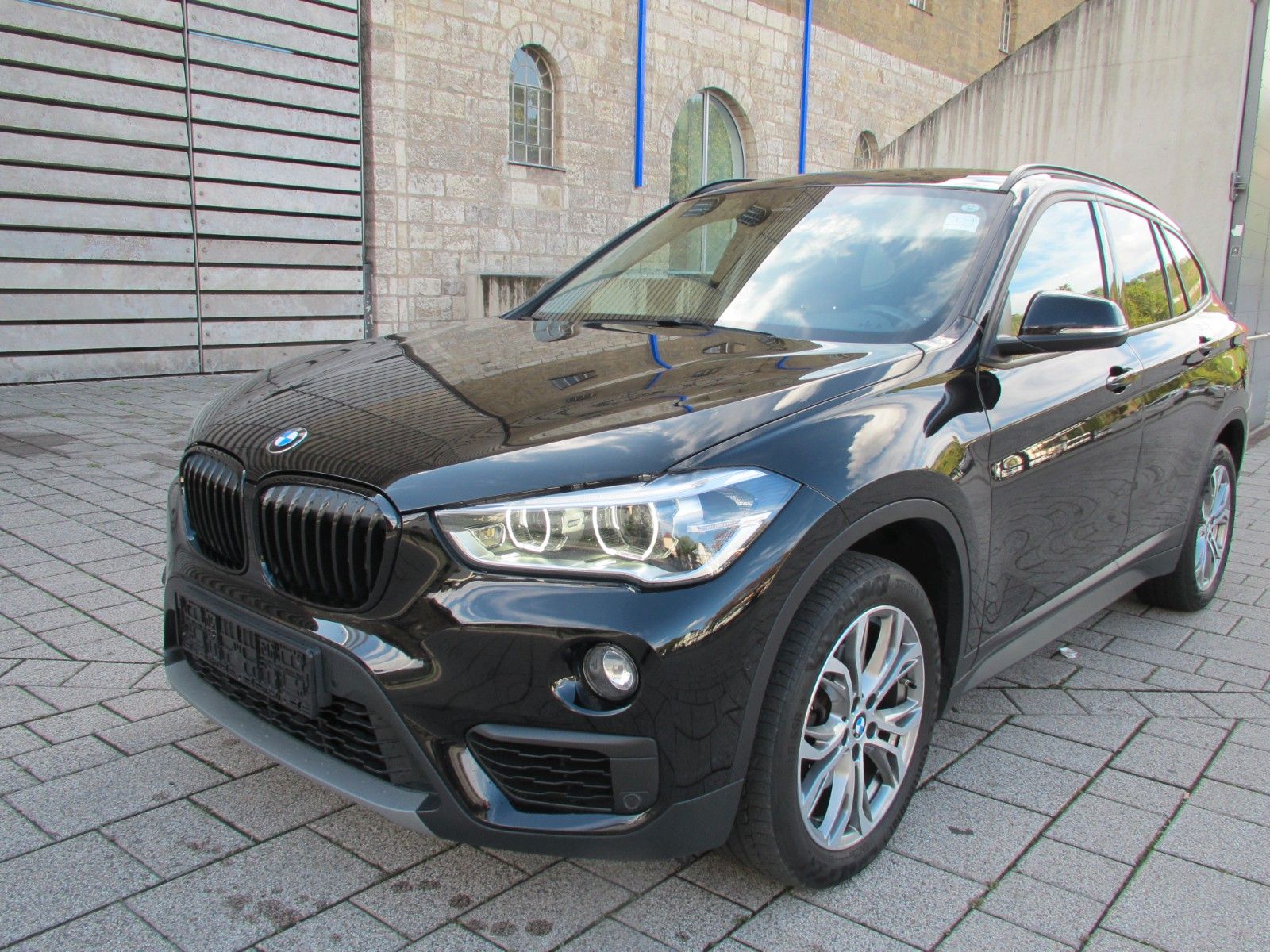 BMW X1 - 1