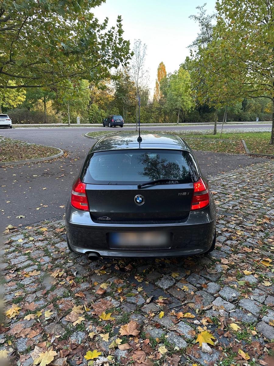 BMW 118