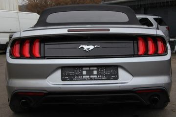 Ford Mustang - 11