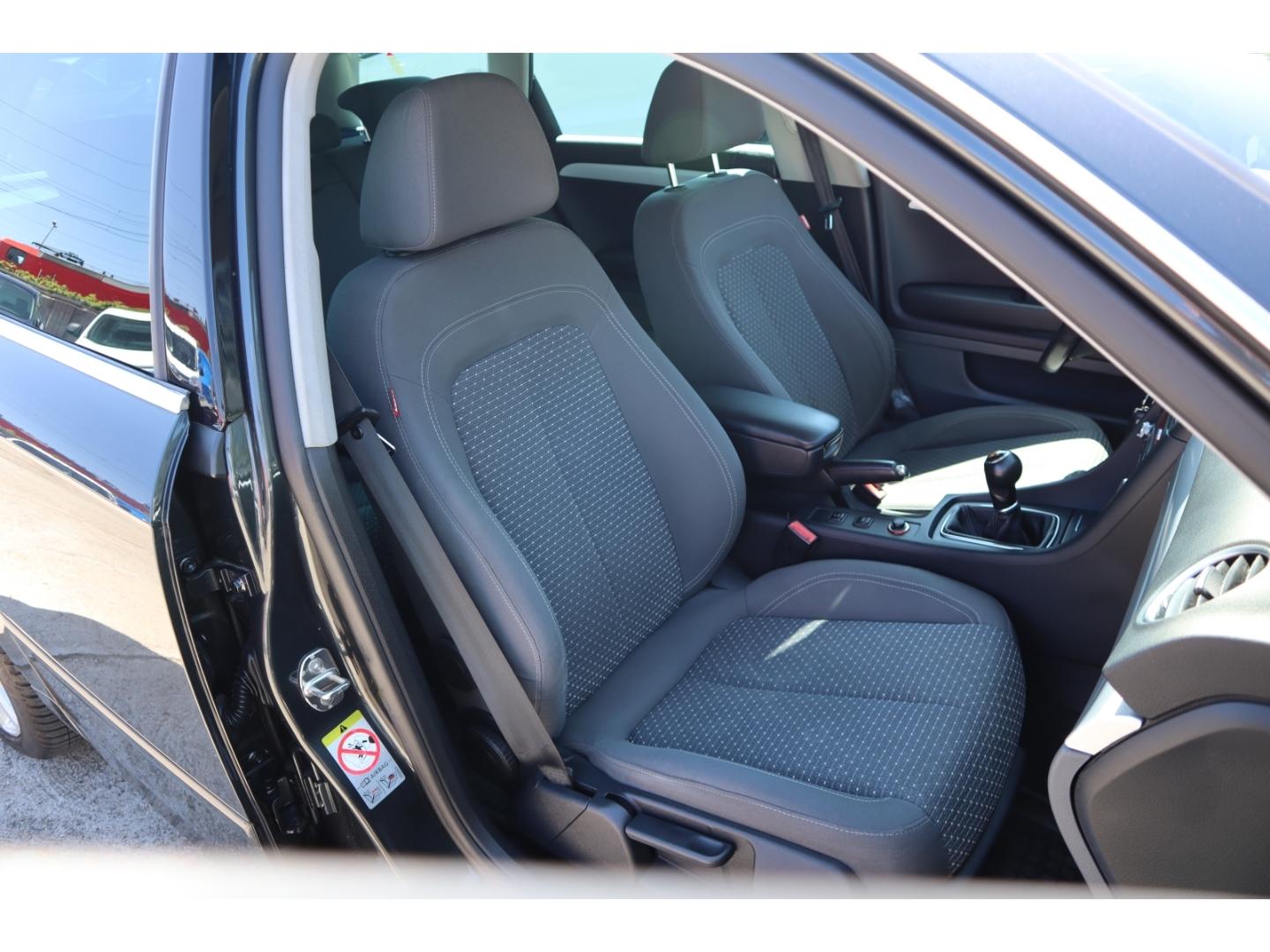 Seat Exeo 2012 — photo 24