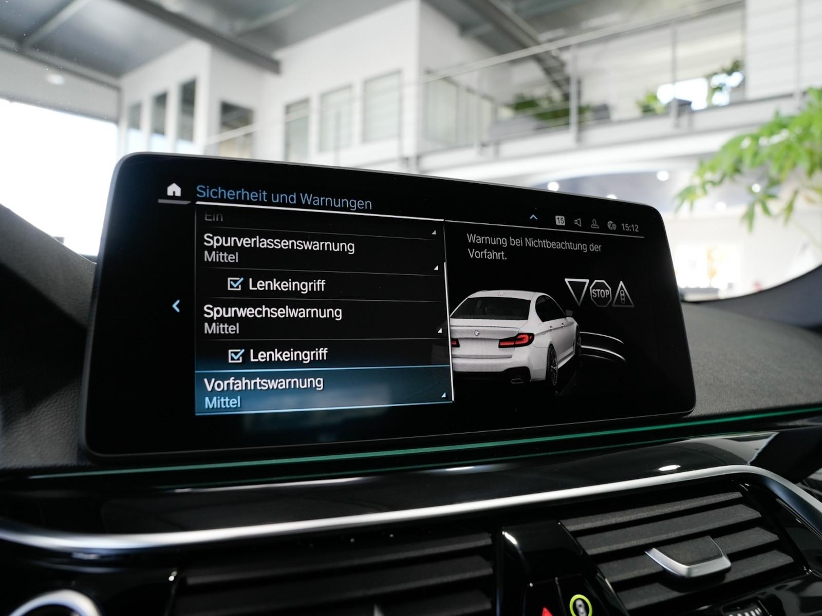 BMW 530e M Sport 19LM M-Sitze 360°K Harman Assist.