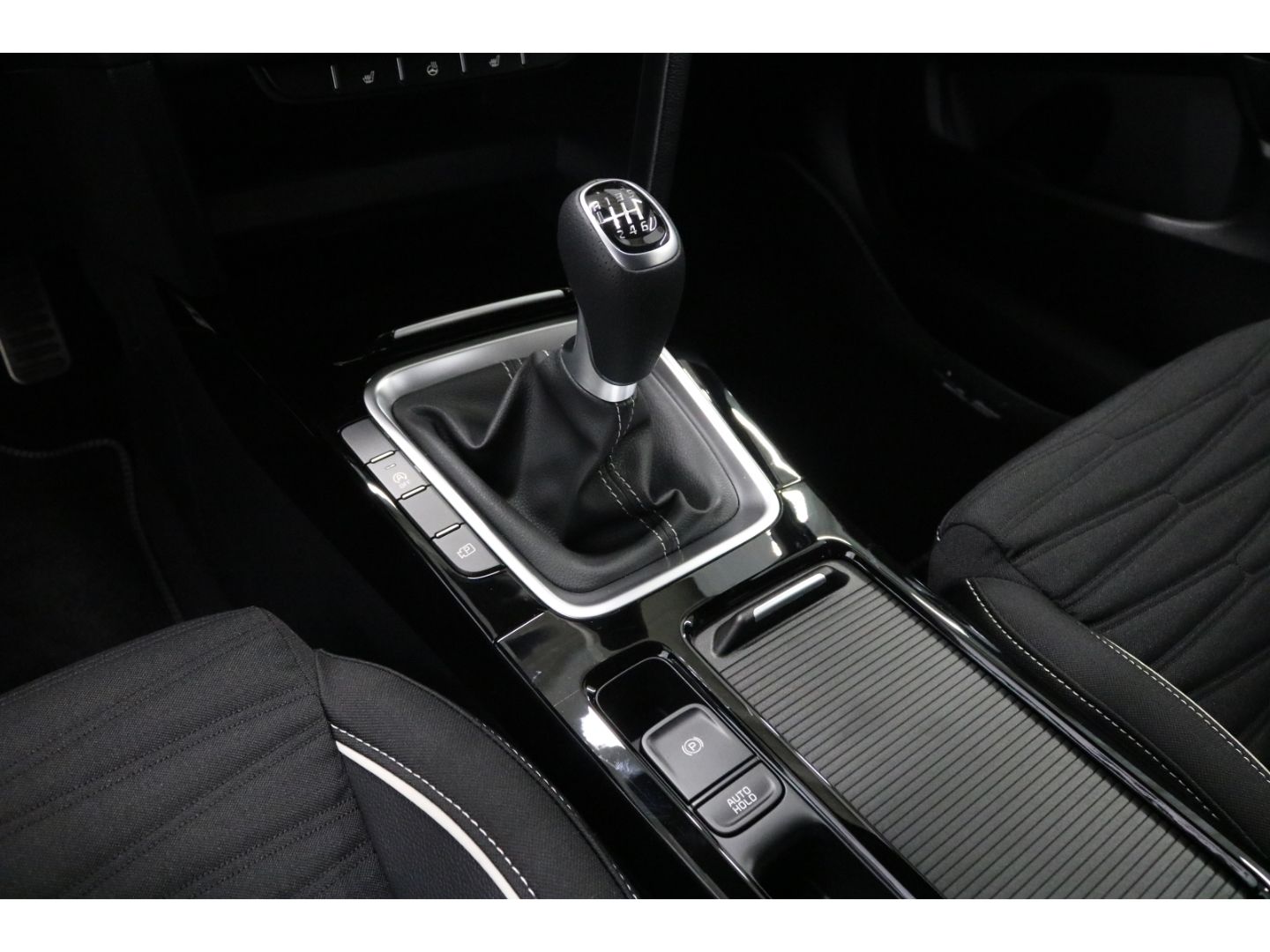 Fahrzeugabbildung Kia Ceed_sw Sportswagon GT Line 1.5 T-GDI EU6e