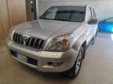 Toyota Land Cruiser 7 POSTI 3.0 D-4D 5p. aut. Wa - gebrauchte Toyota Land Cruiser aus dem Jahr 2003