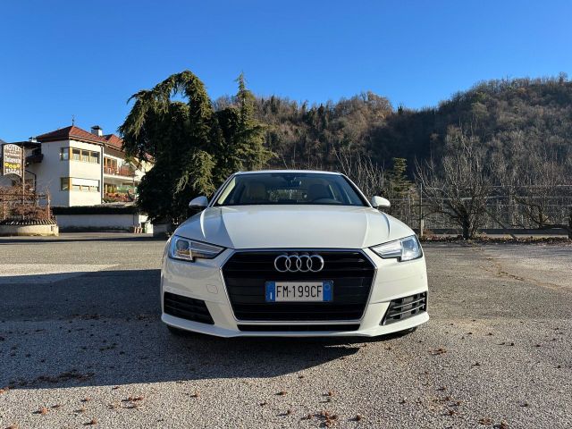 Audi A4 Avant 2.0 TDI 150 CV ultra S tronic Busi