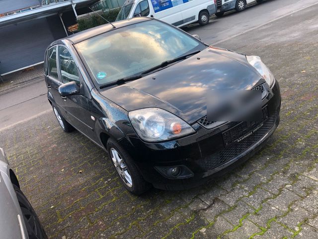 Ford Fiesta Wenig km