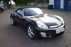 Opel GT nur 12900 km Laufleistung