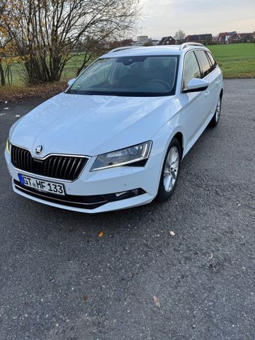 Skoda Superb Combi Style