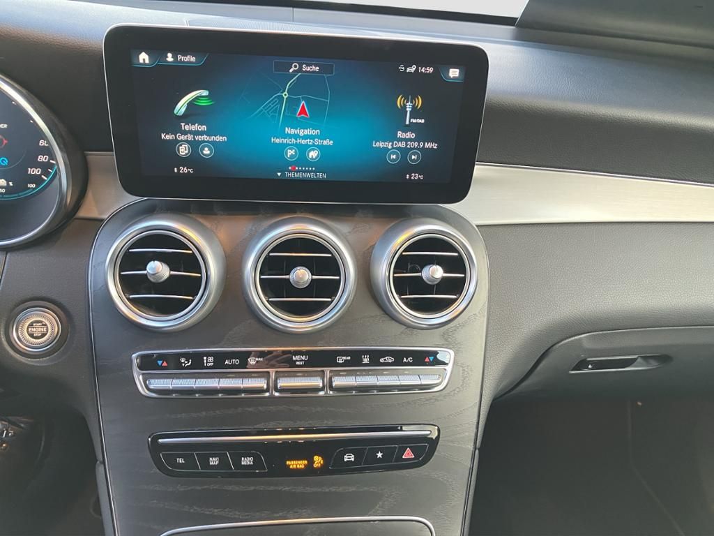 Fahrzeugabbildung Mercedes-Benz GLC 300 de 4M OFFROAD-EXT*LED*DISTR*DAB*RFK*