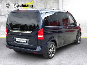 Mercedes V 220 - 5
