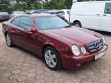 Mercedes-Benz CLK 320 ELEGANCE*Neu Lackiert*TÜVneu*' - gebrauchte Mercedes-Benz CLK 320 aus dem Jahr 2000