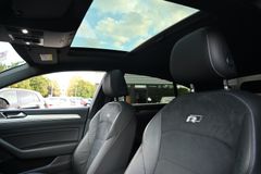 VW Arteon 2.0 TDI R-Line Pano Leder Navi LED CAM