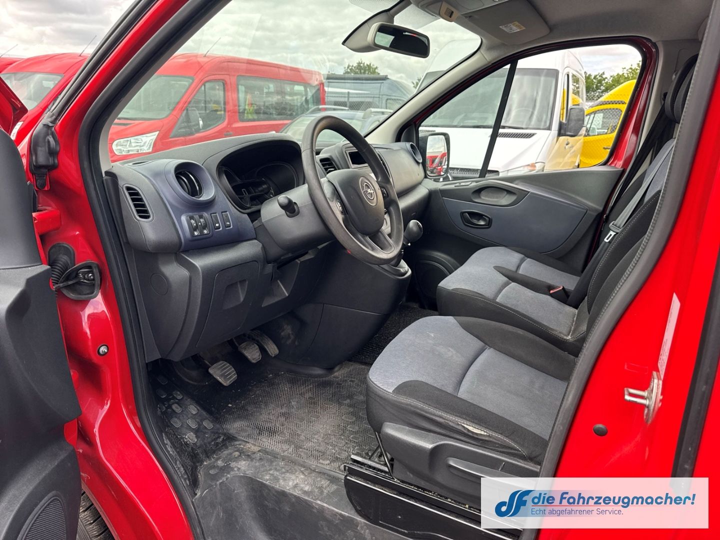 Fahrzeugabbildung Opel Vivaro B Kombi Combi 9Si. L1H1 2,7t *2672 *EXPOR