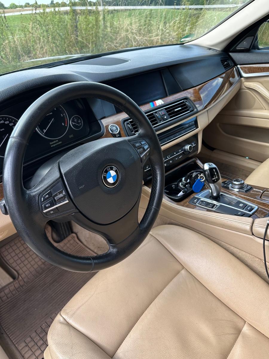 BMW 520 2012 — photo 8