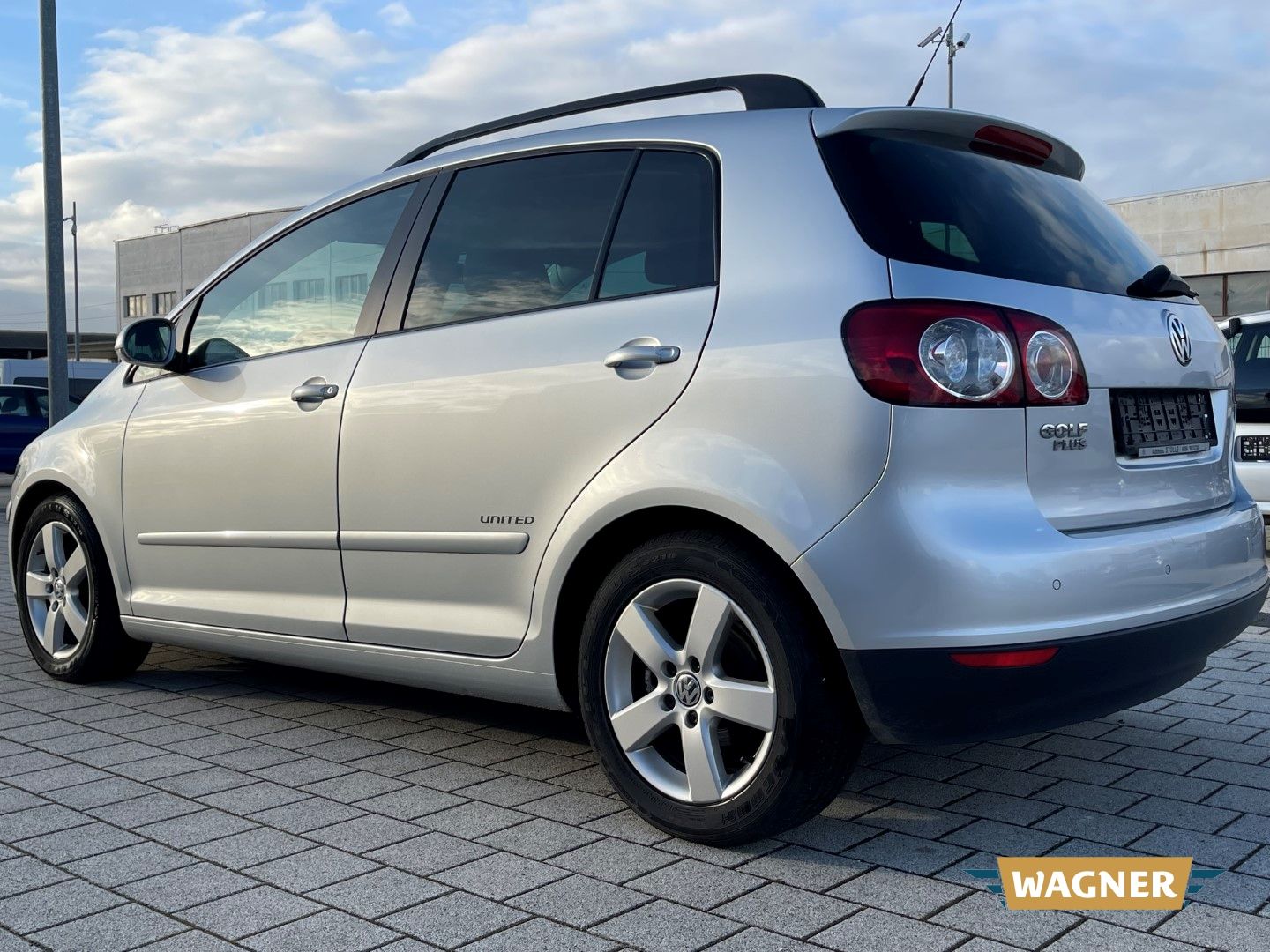 Fahrzeugabbildung Volkswagen Golf Plus V United 1.4 Klimaautomatik TÜV Neu