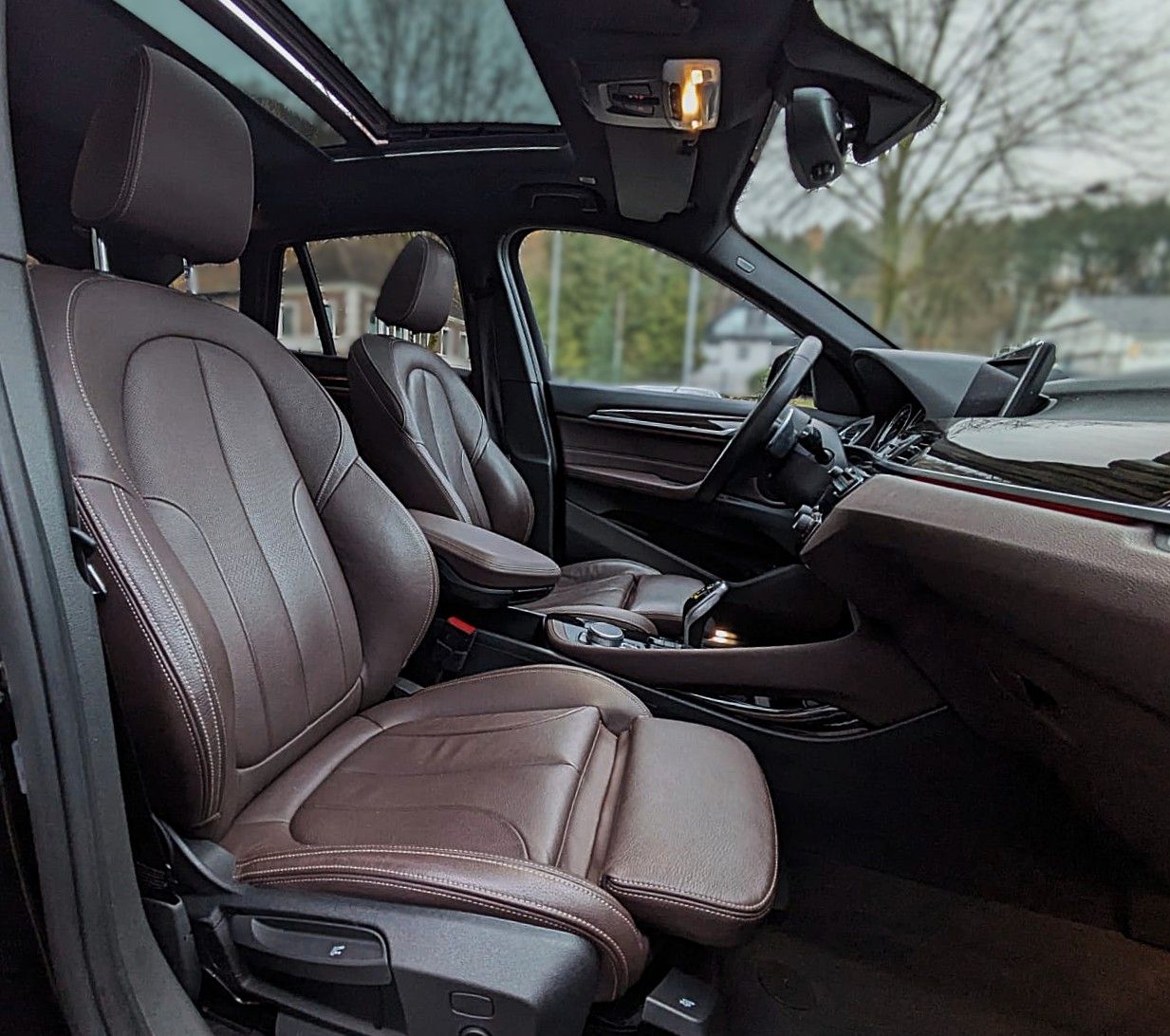 Fahrzeugabbildung BMW X1 XDRIVE 20i M SPORT LEDER PANO ACC NAVI-PL LED