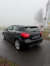 Mercedes-Benz A 180 CDI Urban Automatik TÜV 09/2027 - mit Diesel-Antrieb: Kleinwagen, 2.0