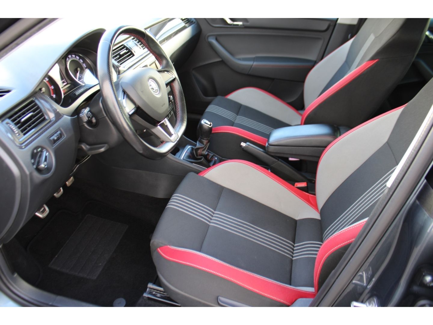 SKODA Rapid Monte Carlo 1.2 TSI Xenon GRA SHZg PDC - Image 7