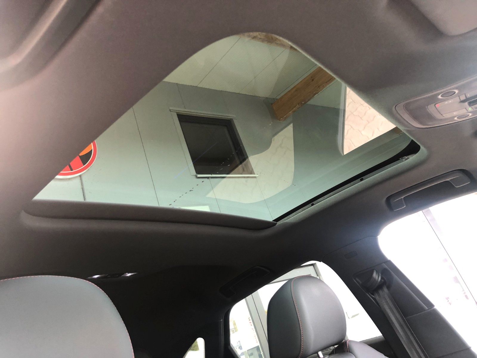 Fahrzeugabbildung Audi Q3 Sportback 35 TFSI S line