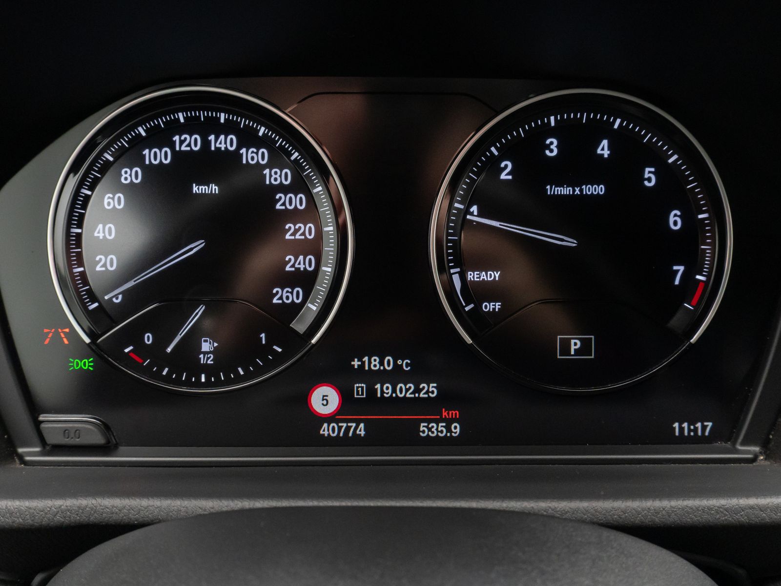 Fahrzeugabbildung BMW X2 sD18i Alarm HUD DAB Kamera HiFi Sportsitz 19"