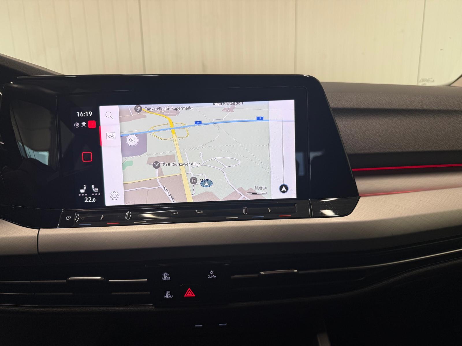Volkswagen Golf VIII Life 1.5 TSI ACC NAVI LED SHZ, миниатюра 12