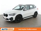 BMW X1 xDrive 25e Sport Line Aut.*NAVI*HUD*LED* - mit Hybrid-Antrieb: Schiebedach, Geländewagen