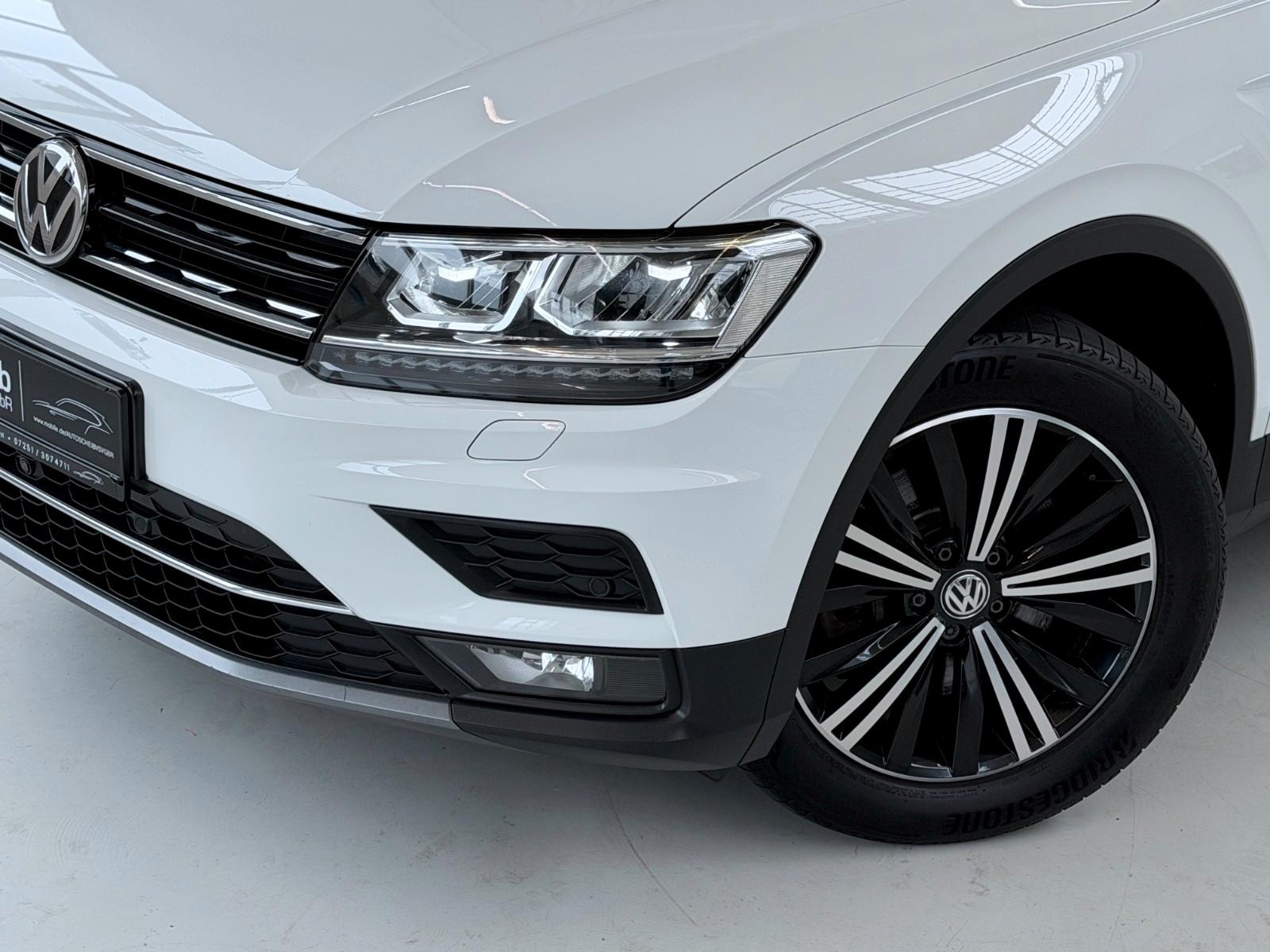Volkswagen Tiguan Highline 4Motion*ACC*LED*Kamera*Massage*