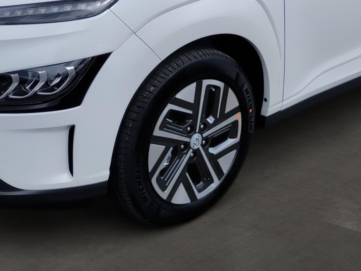 Fahrzeugabbildung Hyundai KONA Elektro 39,2kW Standheizung, Navi, Klima.