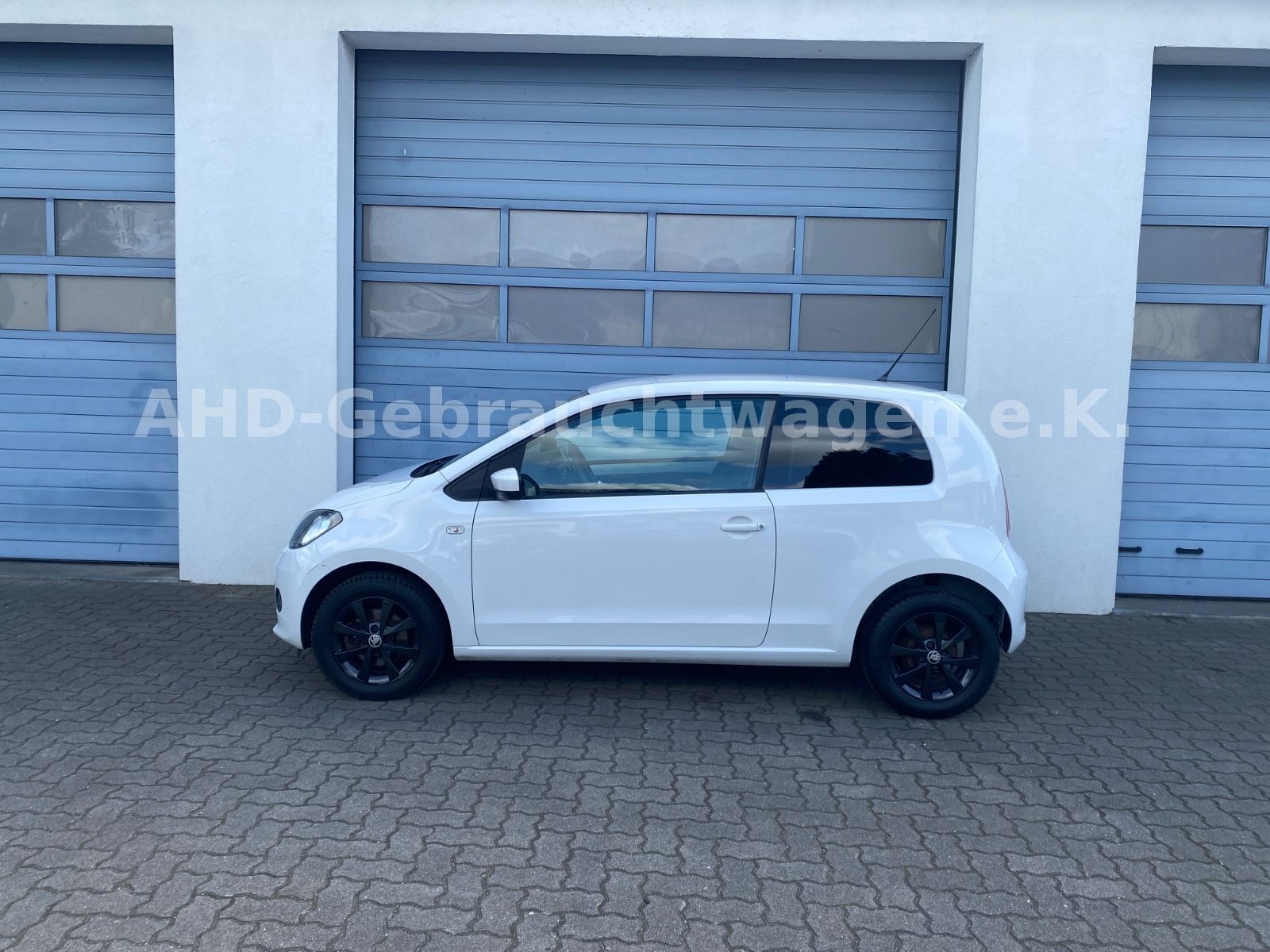 Fahrzeugabbildung SKODA Citigo Elegance Navi SHZ PDC Tempomat Alufelgen
