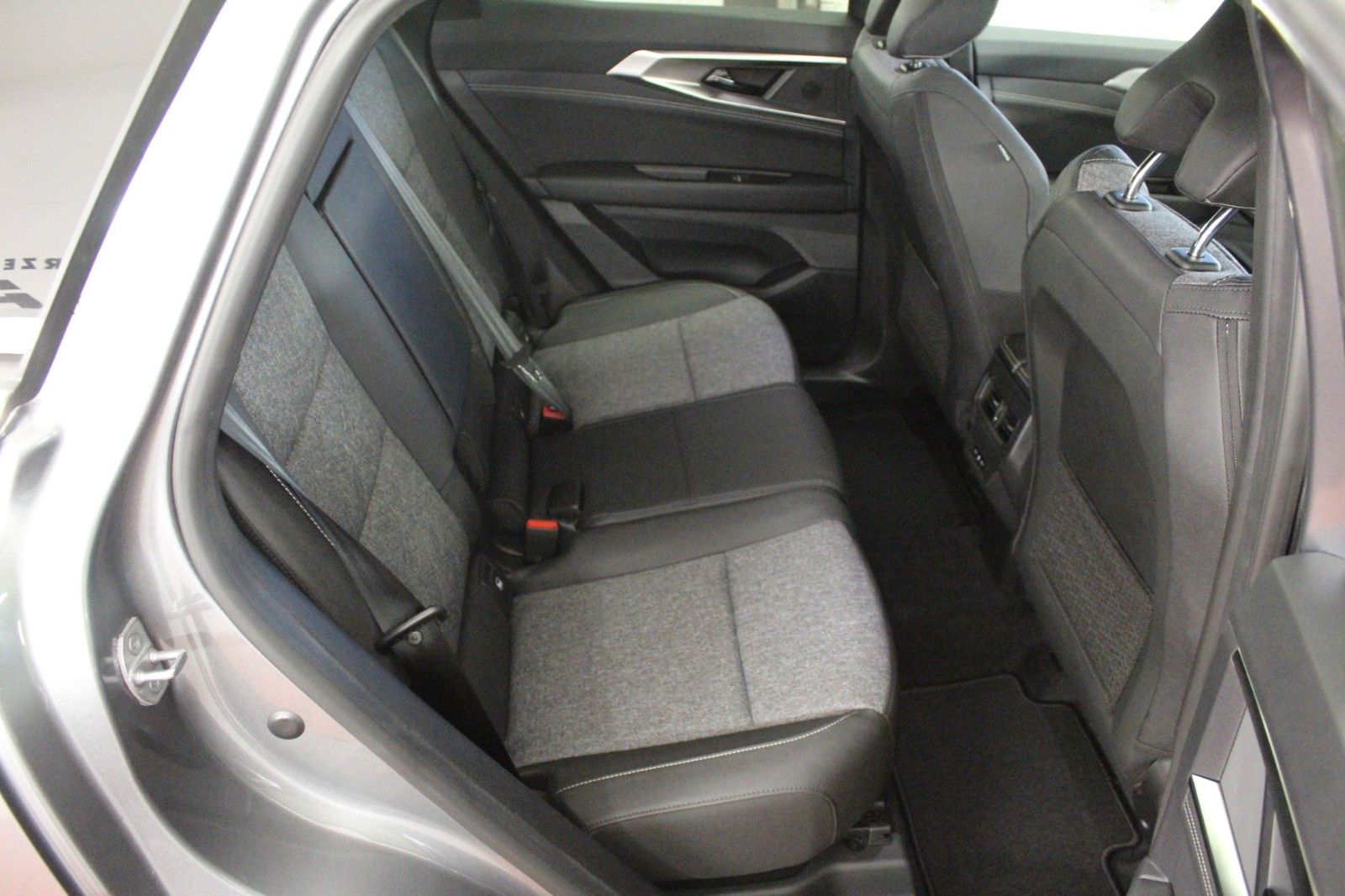 Fahrzeugabbildung Renault Austral Mild Hybrid 160 Techno *Winter-Paket*