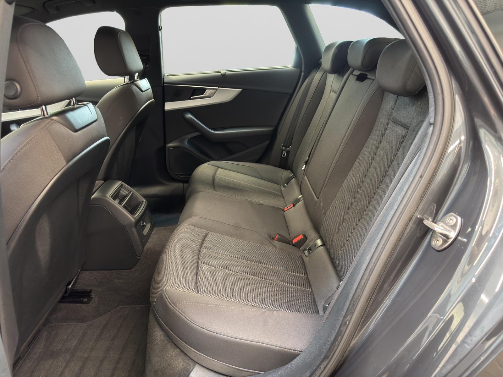 Audi A4 Avant 40 TFSI basis Navi Buisnesspaket, миниатюра 7