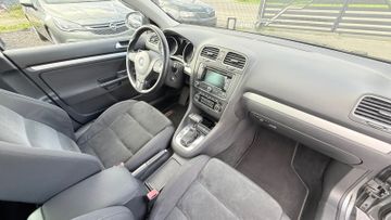 Volkswagen Golf - 10