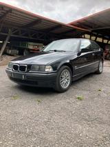 BMW 318ti E36 Open Air mit M44 Motor - BMW 318 aus 1997: Ti