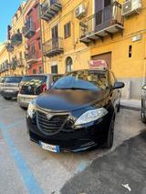 Lancia Ypsilon 1.2 69 CV S&S Momodesign NEOPATEN - Lancia Ypsilon: Momo