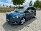 Ford S-Max 2,0 190ps Titanium Leder+AHK+SONY+LED - : Leder, Sony