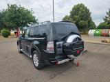 Mitsubishi Pajero 3,2 Instyle Automatik/Klima - Mitsubishi aus 2012