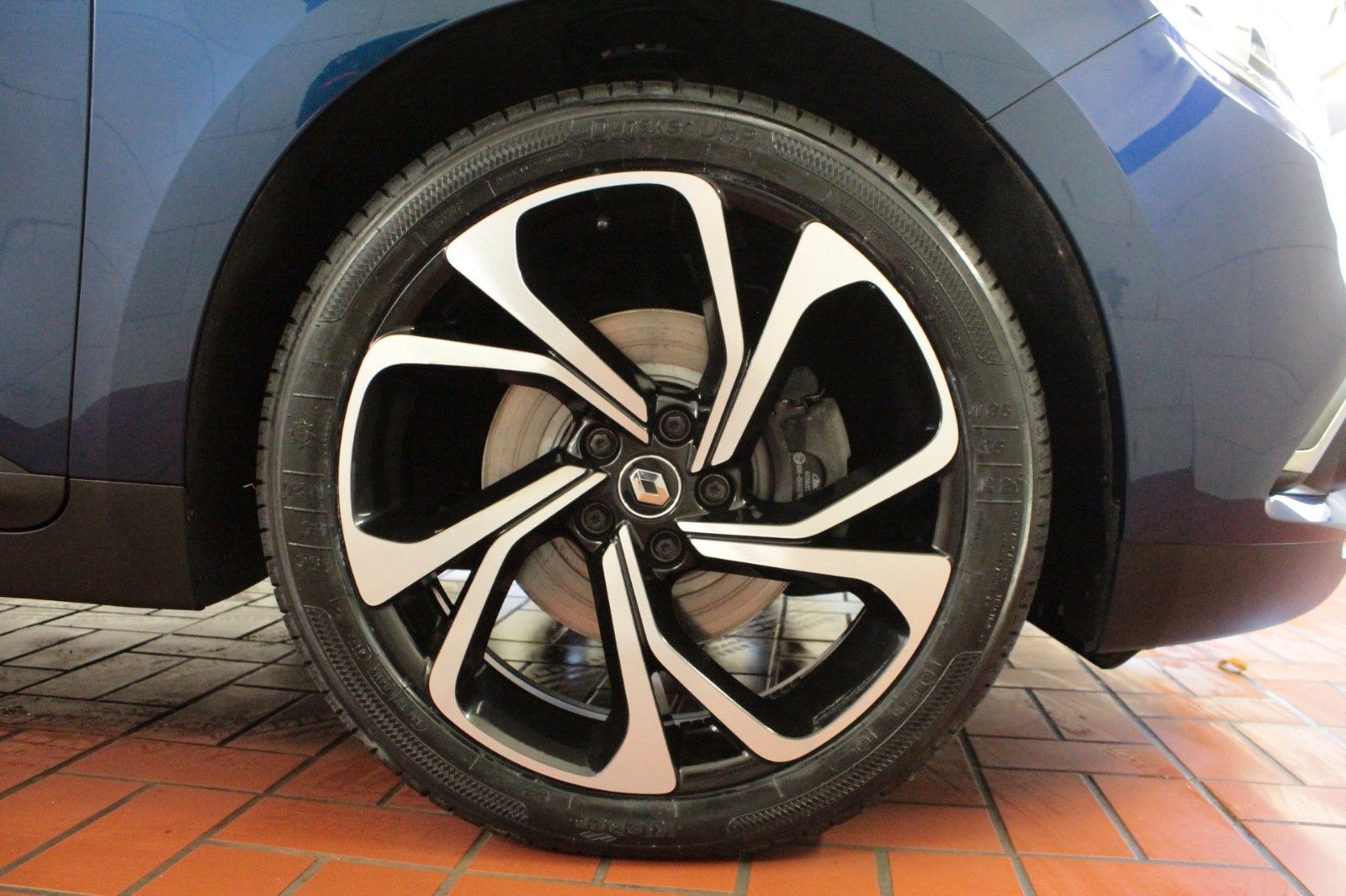Fahrzeugabbildung Renault Grd Scenic Tce130 Bose Edition*R-Link*Sitzhzg*
