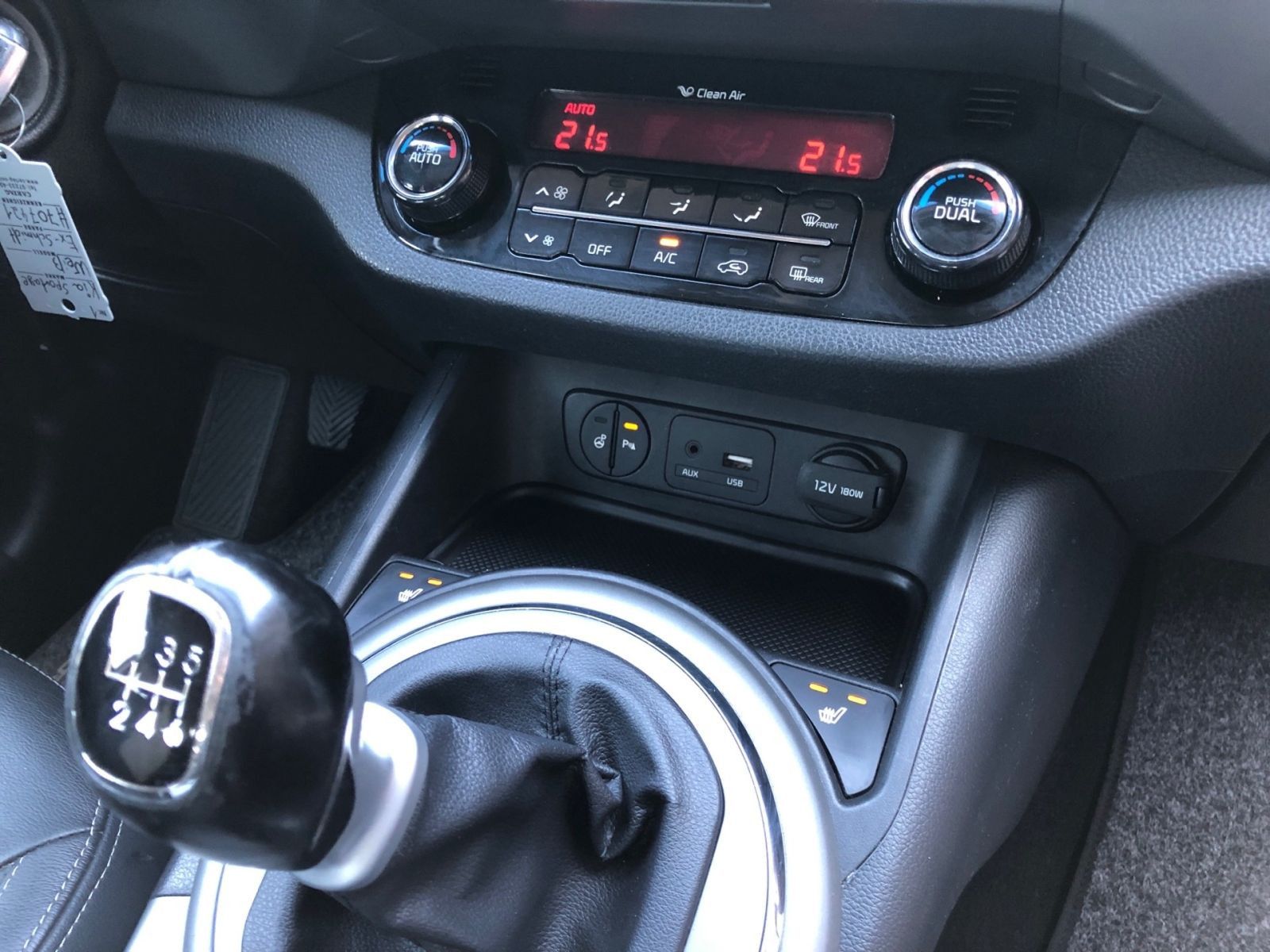 Fahrzeugabbildung Kia Sportage 1.6 GDI Dream Team Navi Leder