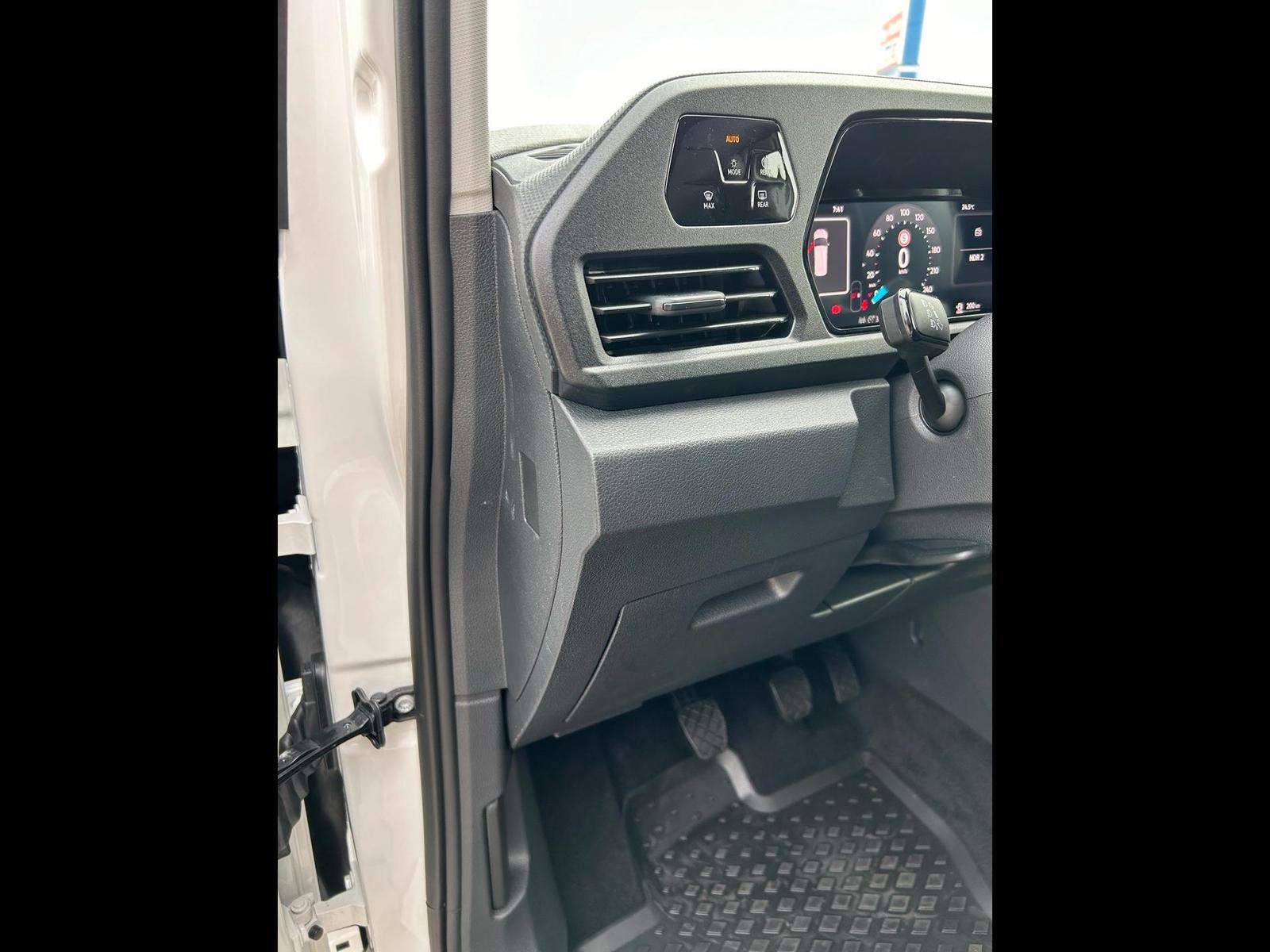 Volkswagen Caddy Cargo 1.5 TSI / AHK App-Connect