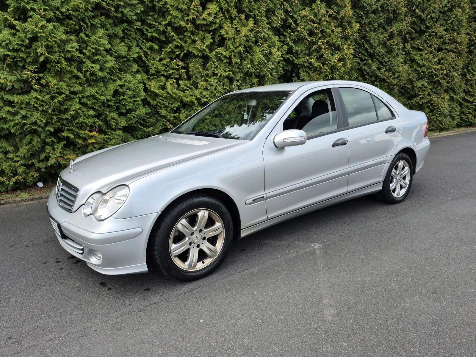 Mercedes-Benz C 180